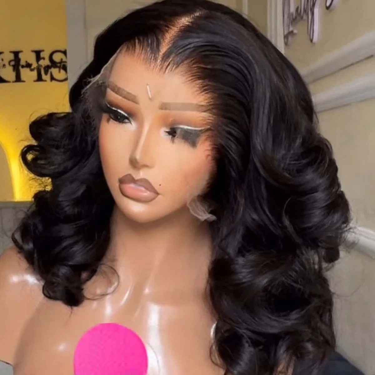 Black Wig Short Bob Body Wavy  - đánh giá và giá Pre Parted 13X4 Lace Front Bob Wig
